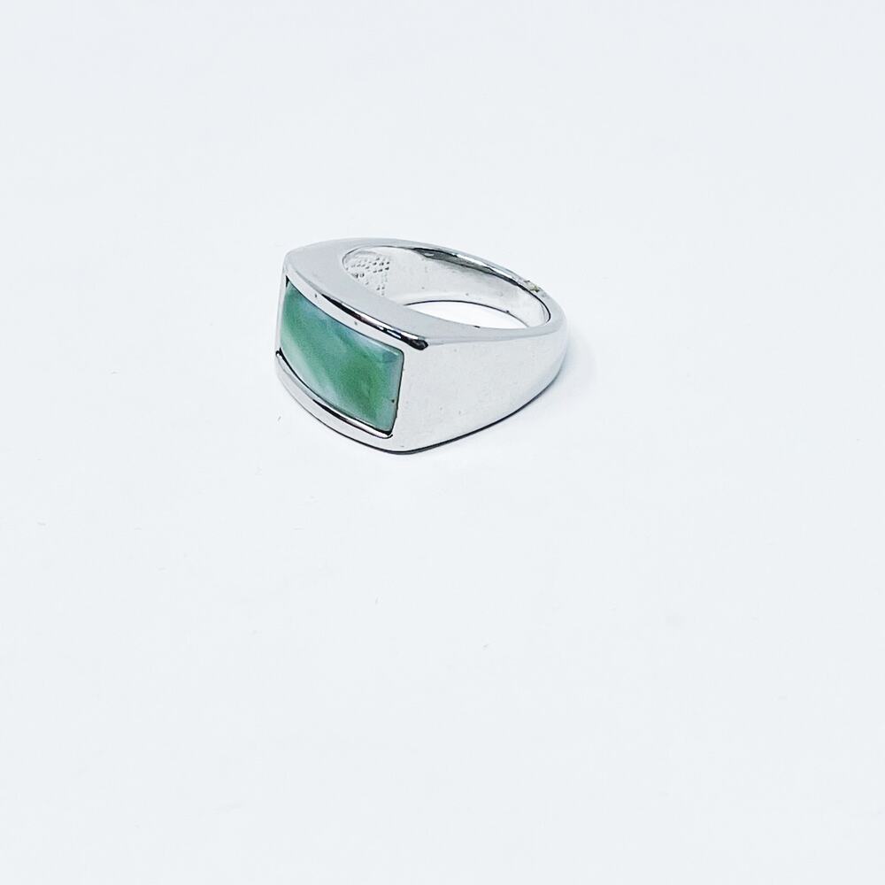 Mint Green Rectangle Gemstone Silver Tone Ring Size 6.75 Cocktail Fashion